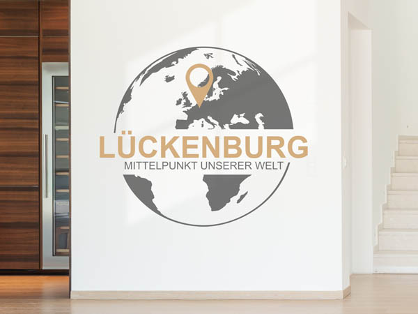 Wandtattoo Lückenburg - Mittelpunkt unserer Welt mit Pin im Globus
