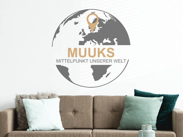 Wandtattoo Muuks - Mittelpunkt unserer Welt mit Pin im Globus
