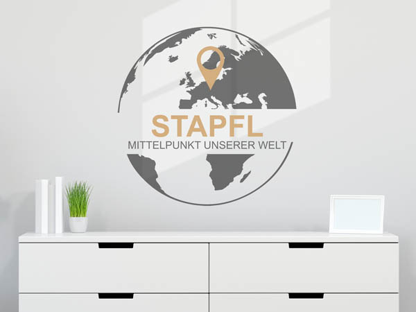 Wandtattoo Stapfl - Mittelpunkt unserer Welt mit Pin im Globus