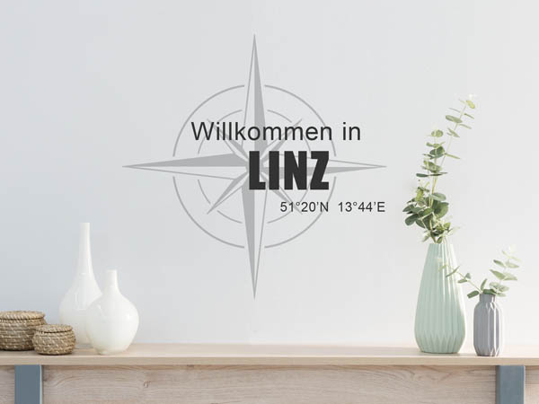 Wandtattoo Willkommen in Linz mit den Koordinaten 51°20'N 13°44'E