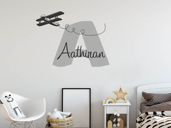 Wandtattoo Aathiran mit Flugzeug