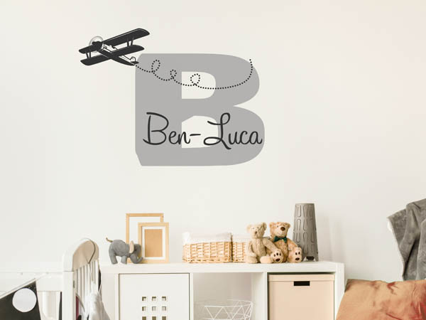 Wandtattoo Ben-Luca mit Flugzeug
