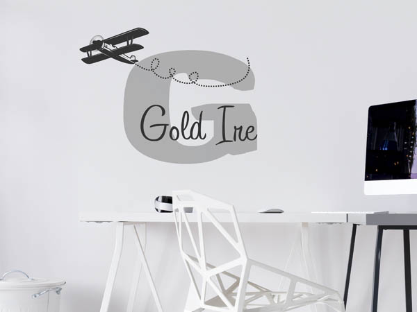 Wandtattoo Gold Ire mit Flugzeug