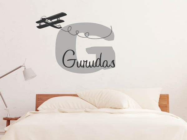 Wandtattoo Gurudas mit Flugzeug