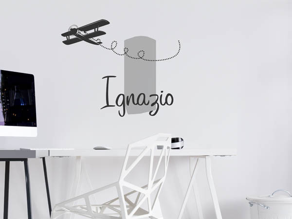 Wandtattoo Ignazio mit Flugzeug