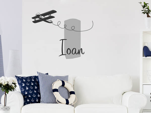 Wandtattoo Ioan mit Flugzeug