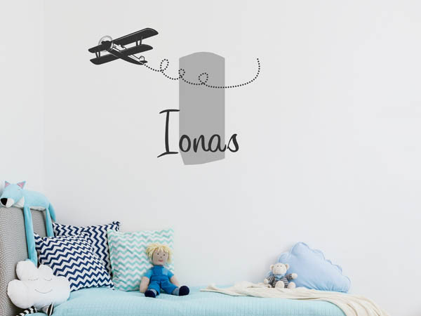 Wandtattoo Ionas mit Flugzeug