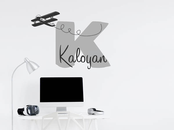 Wandtattoo Kaloyan mit Flugzeug
