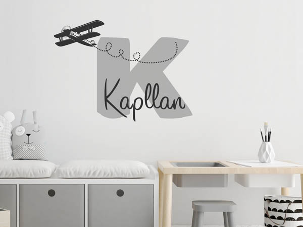 Wandtattoo Kapllan mit Flugzeug