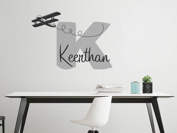 Wandtattoo Keerthan mit Flugzeug