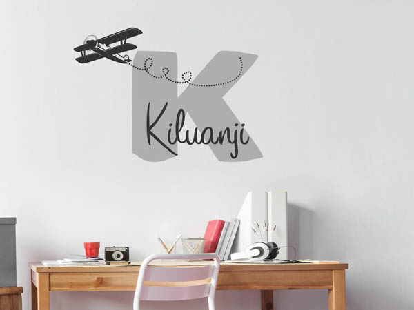Wandtattoo Kiluanji mit Flugzeug