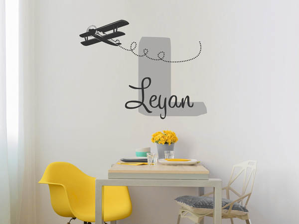 Wandtattoo Leyan mit Flugzeug