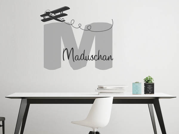 Wandtattoo Maduschan mit Flugzeug