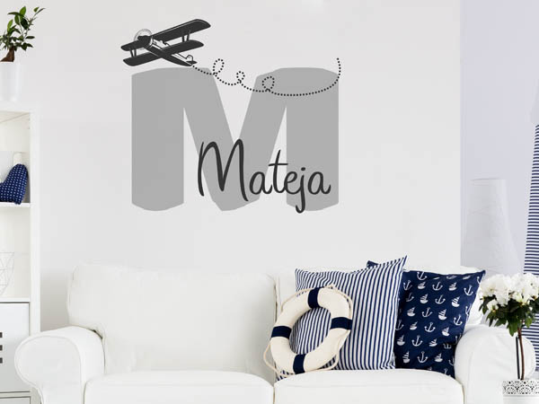 Wandtattoo Mateja mit Flugzeug