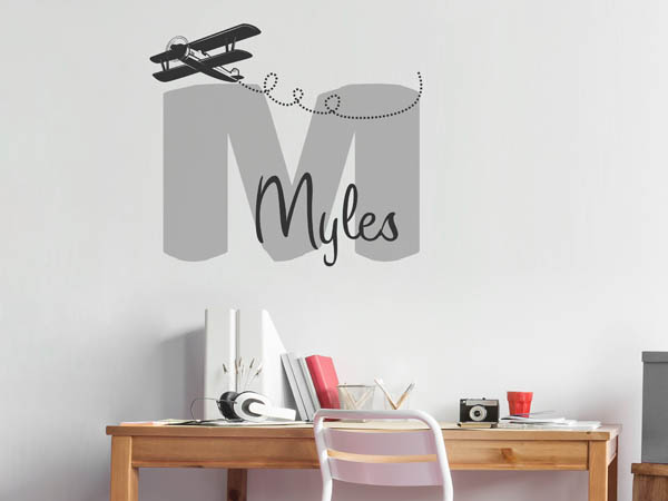 Wandtattoo Myles mit Flugzeug