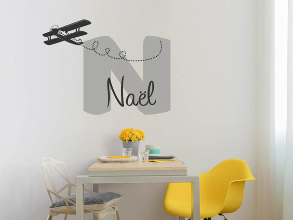 Wandtattoo Naël mit Flugzeug