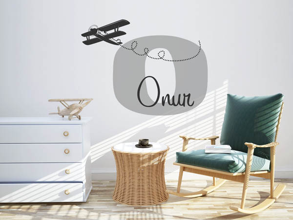 Wandtattoo Onur mit Flugzeug