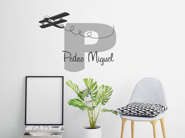 Wandtattoo Pedro Miguel mit Flugzeug
