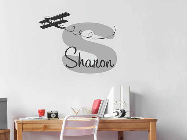 Wandtattoo Sharon mit Flugzeug