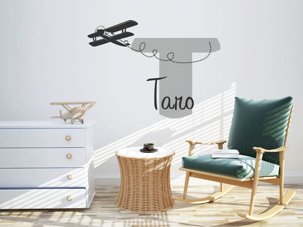 Wandtattoo Taro mit Flugzeug