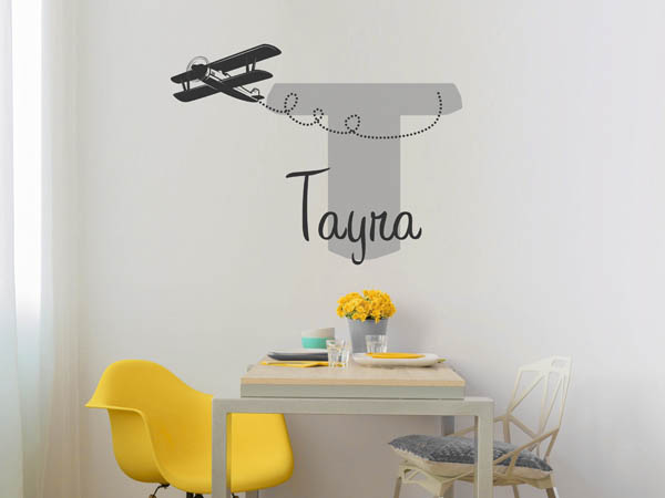 Wandtattoo Tayra mit Flugzeug