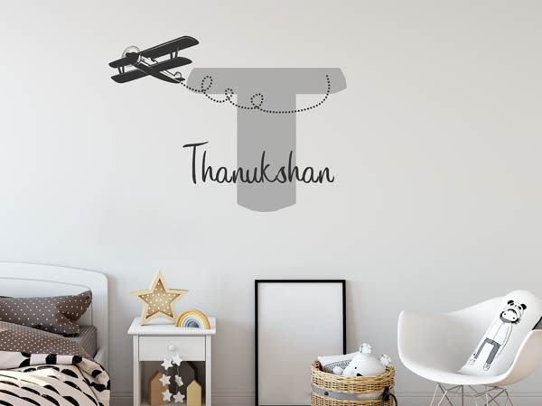 Wandtattoo Thanukshan mit Flugzeug
