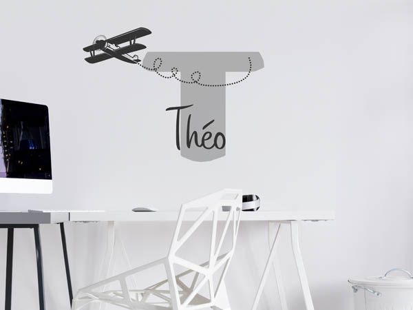 Wandtattoo Théo mit Flugzeug
