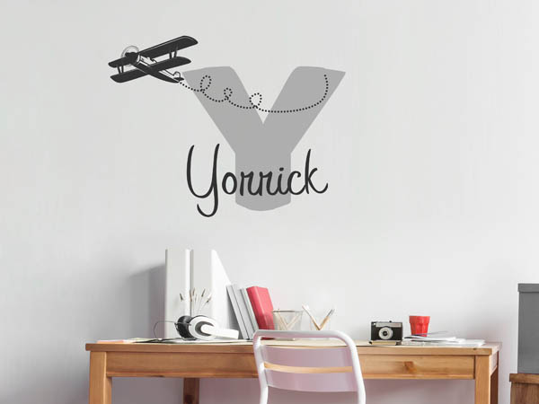Wandtattoo Yorrick mit Flugzeug