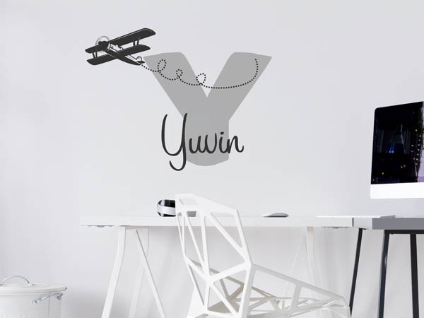Wandtattoo Yuvin mit Flugzeug