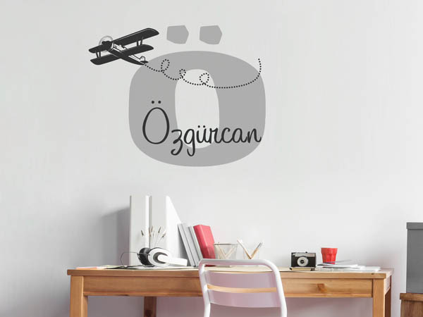 Wandtattoo Özgürcan mit Flugzeug