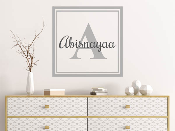 Wandtattoo Abisnayaa als eckiges Monogramm