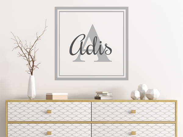 Wandtattoo Adis als eckiges Monogramm