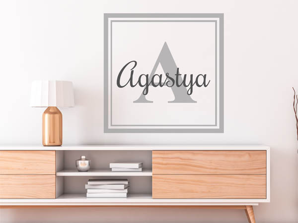 Wandtattoo Agastya als eckiges Monogramm