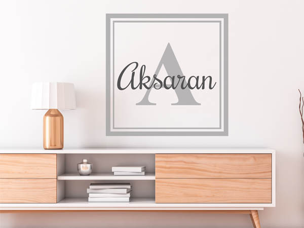 Wandtattoo Aksaran als eckiges Monogramm