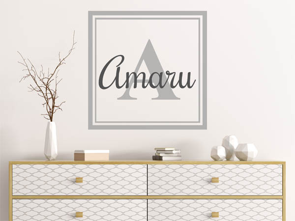 Wandtattoo Amaru als eckiges Monogramm