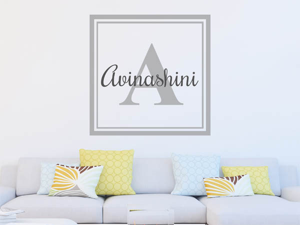 Wandtattoo Avinashini als eckiges Monogramm