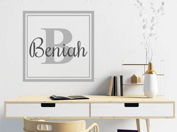 Wandtattoo Beniah als eckiges Monogramm