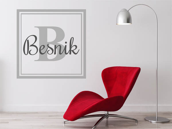 Wandtattoo Besnik als eckiges Monogramm