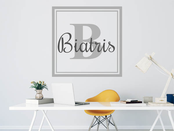 Wandtattoo Biatris als eckiges Monogramm