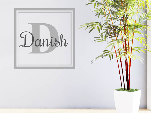 Wandtattoo Danish als eckiges Monogramm