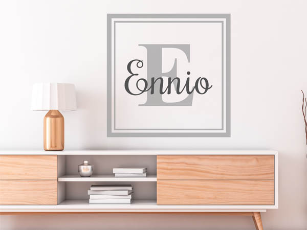 Wandtattoo Ennio als eckiges Monogramm