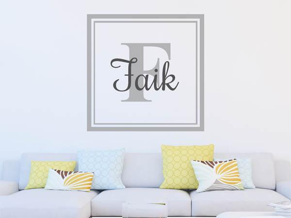 Wandtattoo Faik als eckiges Monogramm