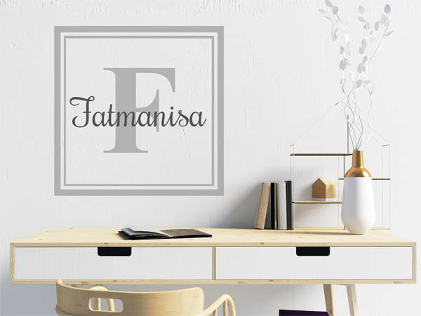 Wandtattoo Fatmanisa als eckiges Monogramm
