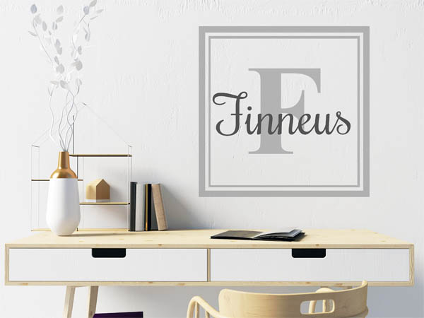 Wandtattoo Finneus als eckiges Monogramm