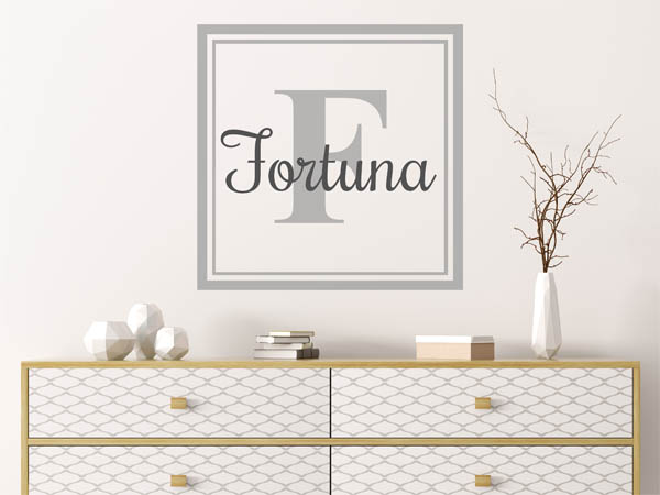Wandtattoo Fortuna als eckiges Monogramm