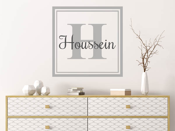 Wandtattoo Houssein als eckiges Monogramm