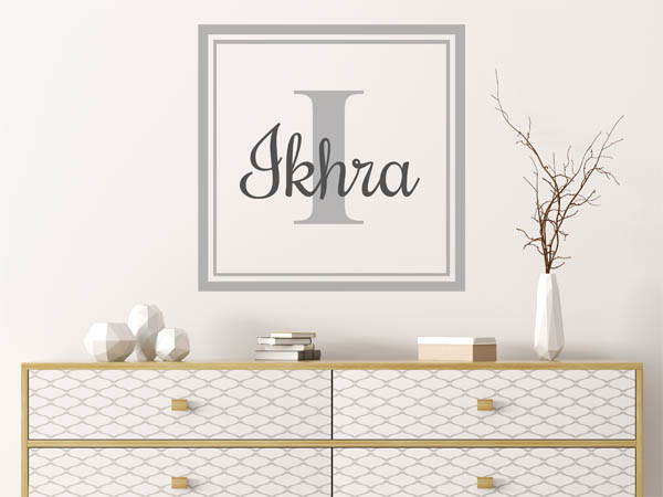 Wandtattoo Ikhra als eckiges Monogramm