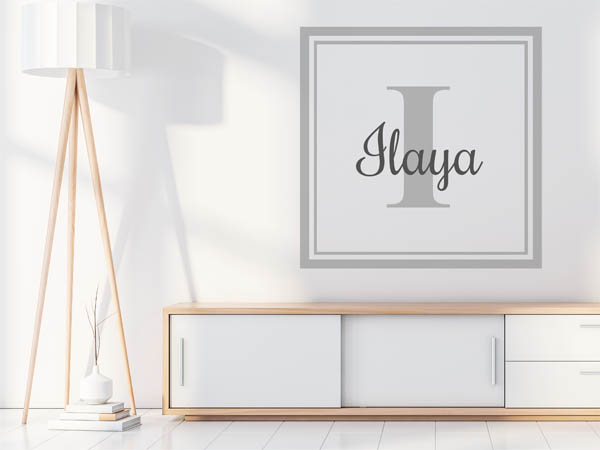 Wandtattoo Ilaya als eckiges Monogramm