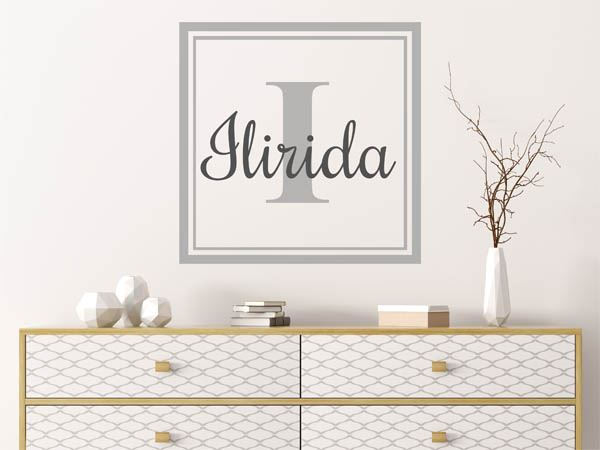 Wandtattoo Ilirida als eckiges Monogramm