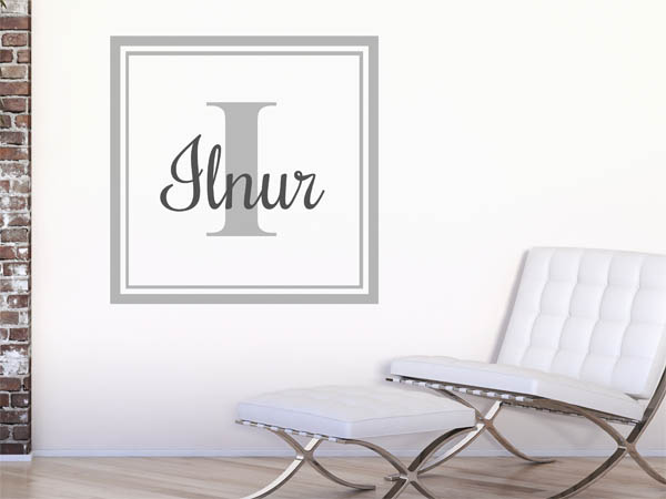 Wandtattoo Ilnur als eckiges Monogramm